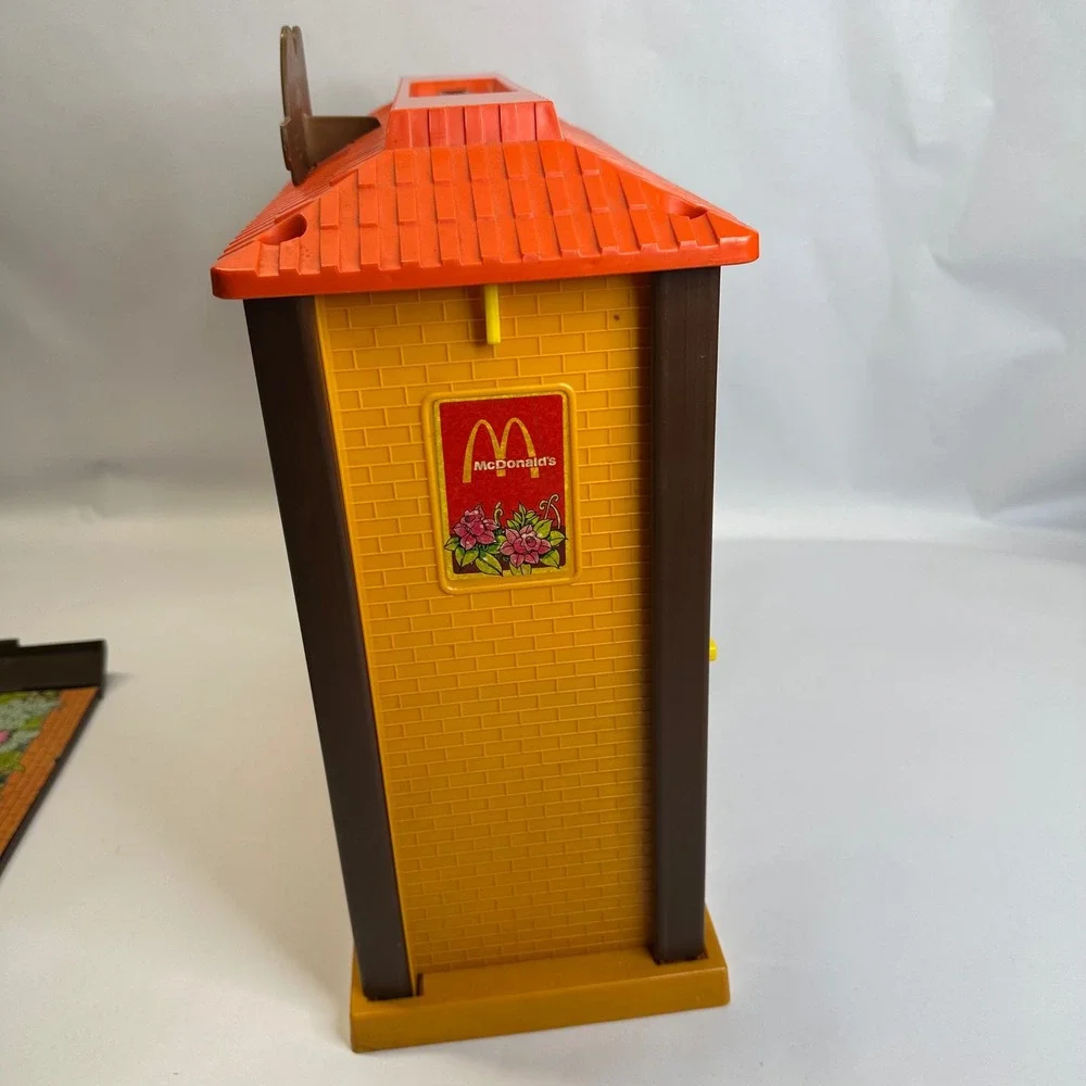 Vintage '82 Barbie McDonalds Restaurant Playset Accessories Furniture Incomplete